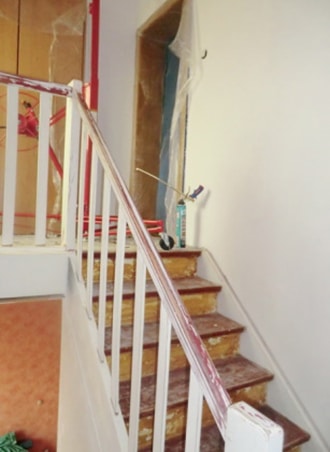 Eine Treppe wird renoviert